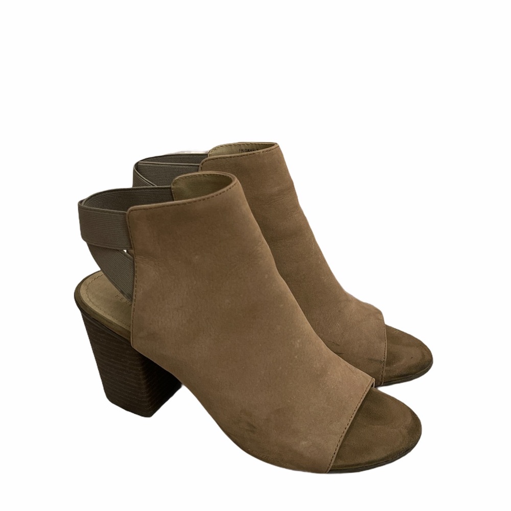 Kenneth Cole reaction booties